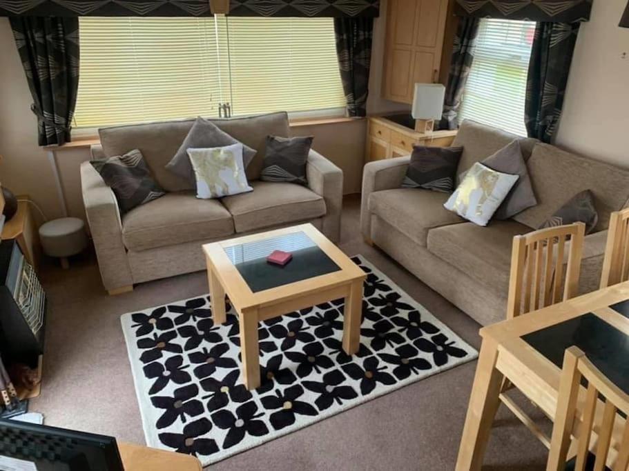 インゴールドメルズ 6 Berth Caravan On Sealands Site. Double Glazingヴィラ エクステリア 写真